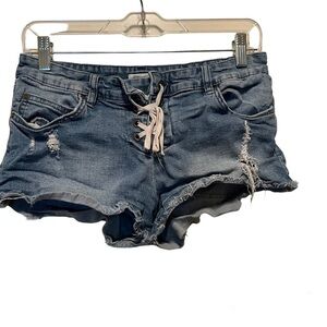 Billabong | Tie n Snap Shorts | Size 27